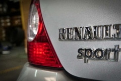Renault-Clio-Sport-17-of-102