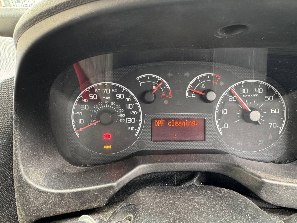 Fiat Fiorino showing DPF warning light before Kernowsport delete