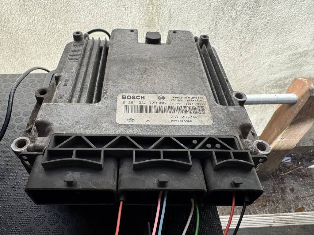 Kernowsport bench tuning ECU from Vauxhall Vivaro in Cornwall