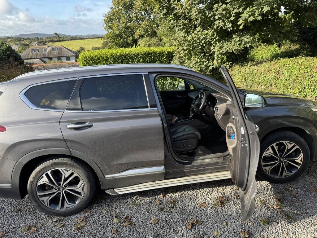 Hyundai Santa Fe Driving in Cornwall After Adblue Delete by Kernowsport - Kernowsport Performance Tuning Hyundai Santa Fe driving in Cornwall after AdBlue delete by Kernowsport