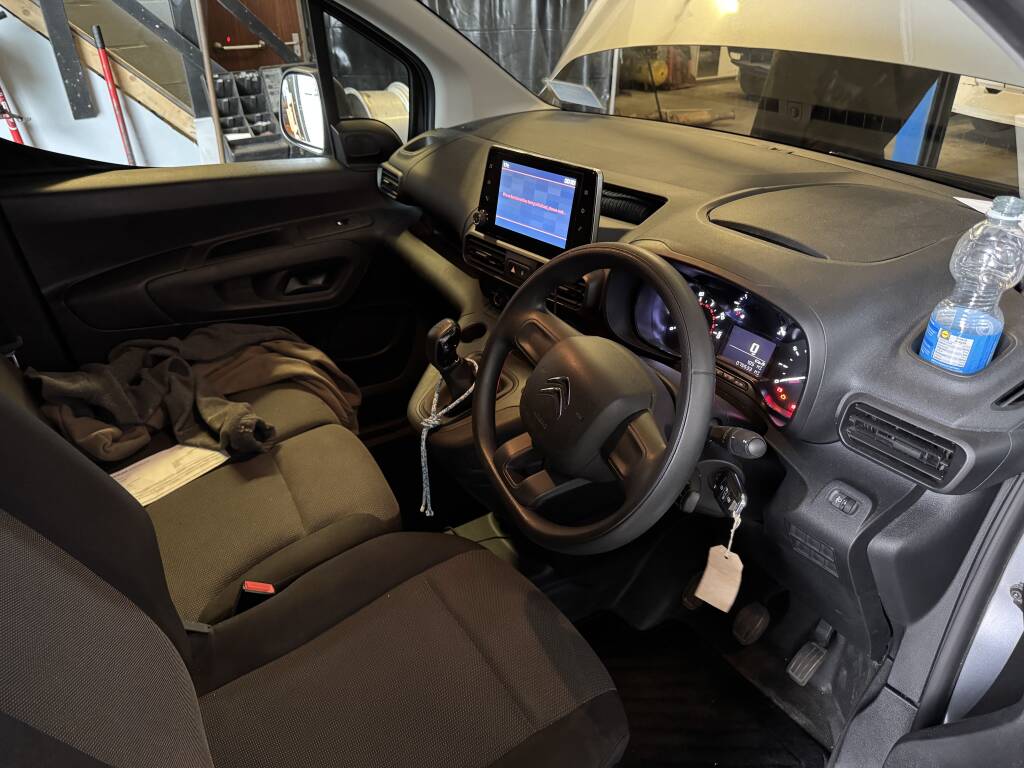 Kernowsport ECU diagnostic tools on Citroën Berlingo Stellantis engine Cornwall