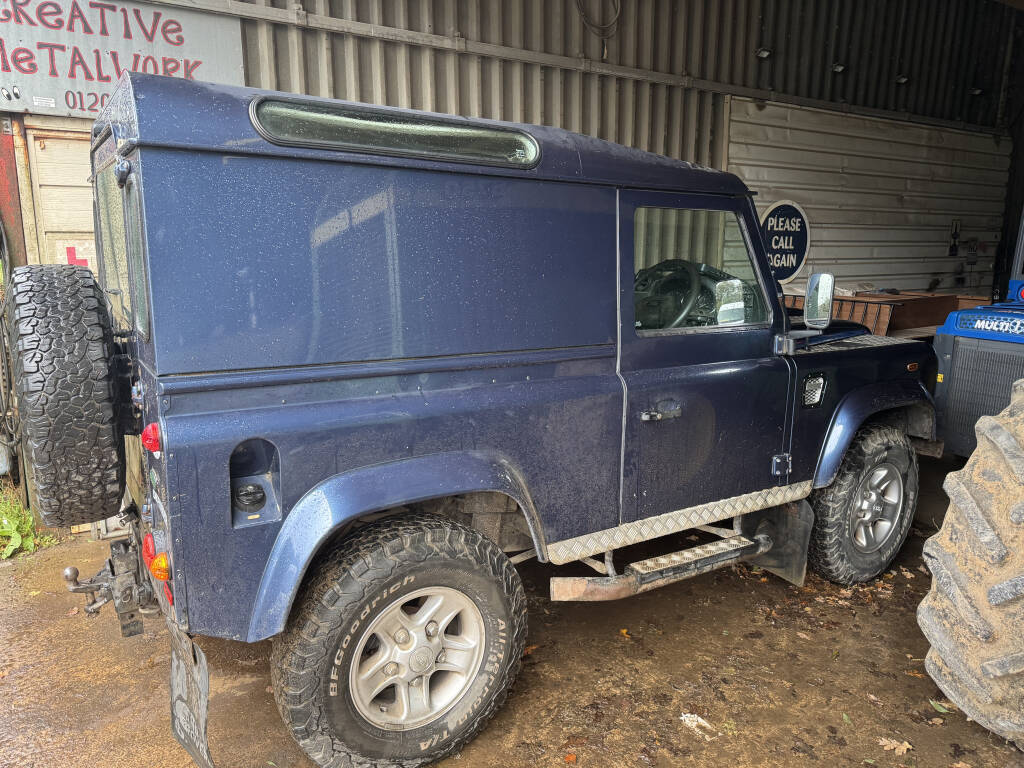 2007 Land Rover Defender after performance remap and EGR delete in Nanstallon near Bodmin by Kernowsport.