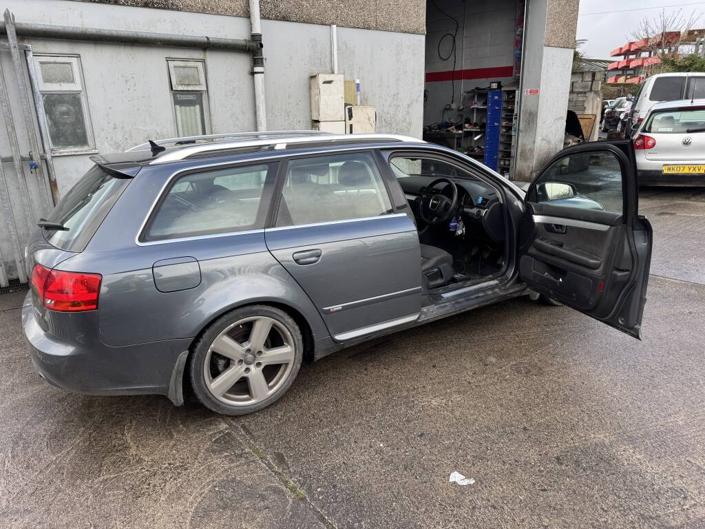 Remapped Audi A4 Avant driving smoothly through Cornwall after DPF delete.