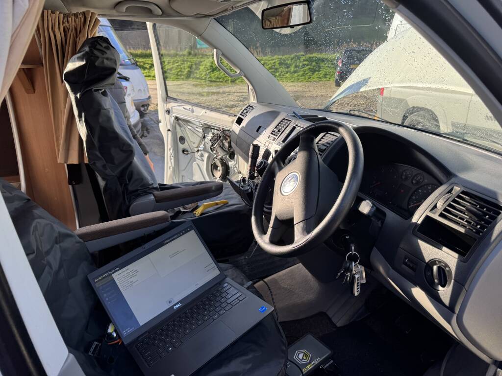 KernowSport technician performing a Stage 1 remap on the VW Transporter 2.5TD engine.