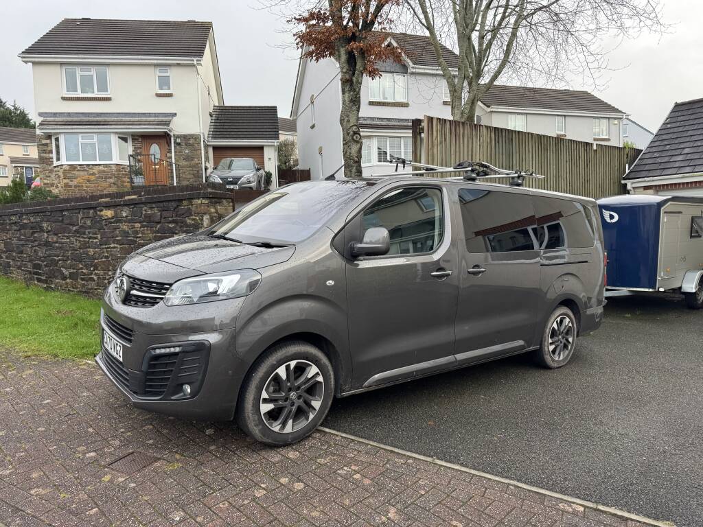Vauxhall Vivaro Life LWB parked in Bodmin for mobile AdBlue countdown repair.