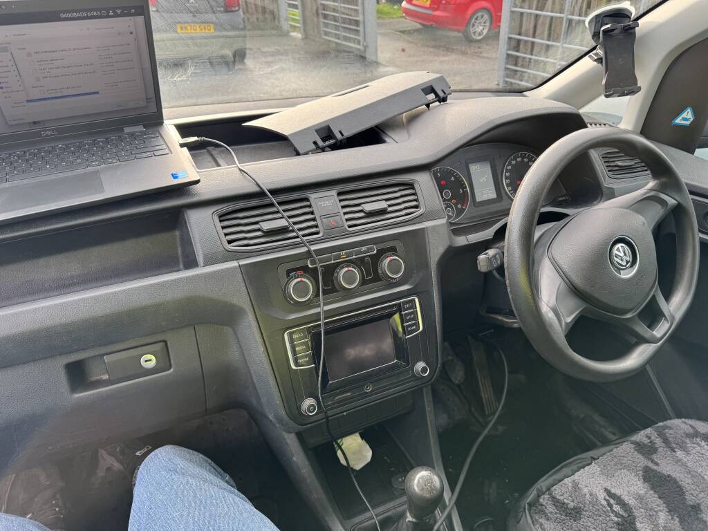 Kernowsport Technician Performing Egr Delete and Diagnostics on Vw Caddy Mk4. - Kernowsport Performance Tuning KernowSport technician performing EGR delete and diagnostics on VW Caddy Mk4.