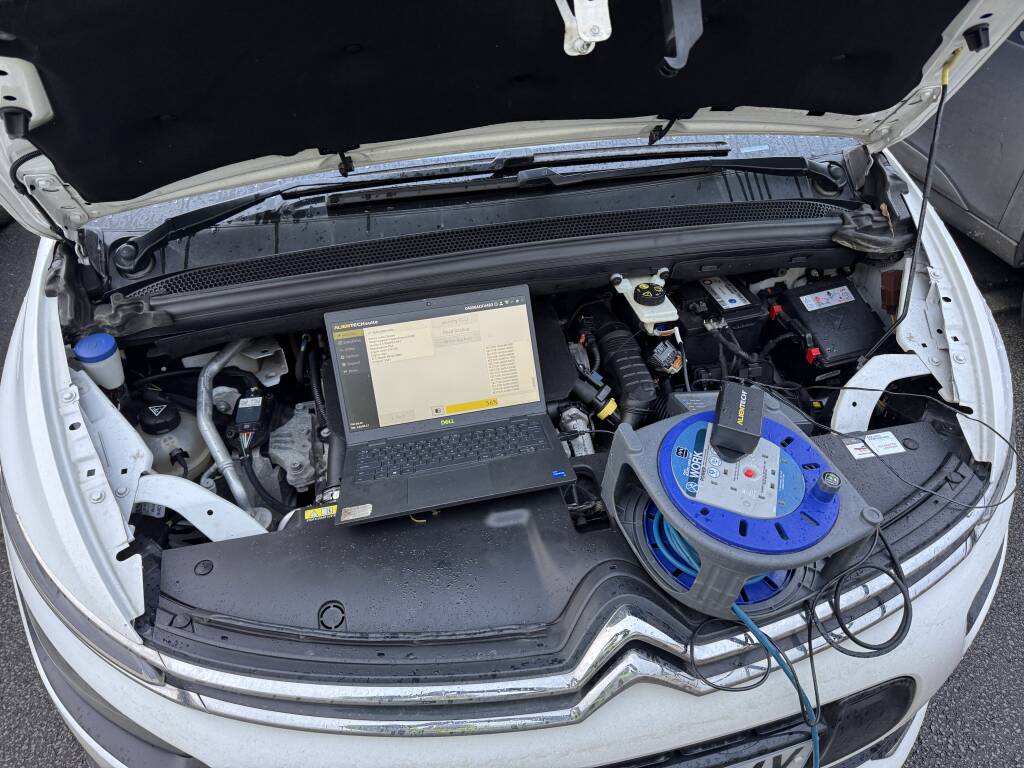 Ecu Programming Equipment Used for Citroën C4 Adblue Solution. - Kernowsport Performance Tuning ECU programming equipment used for Citroën C4 AdBlue solution.