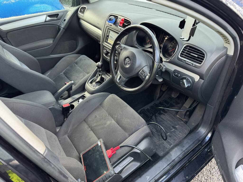 Alientech Kess 3 Performing Obd Ecu Write on Vw Golf 2.0 Tdi. - Kernowsport Performance Tuning Alientech KESS 3 performing OBD ECU write on VW Golf 2.0 TDI.