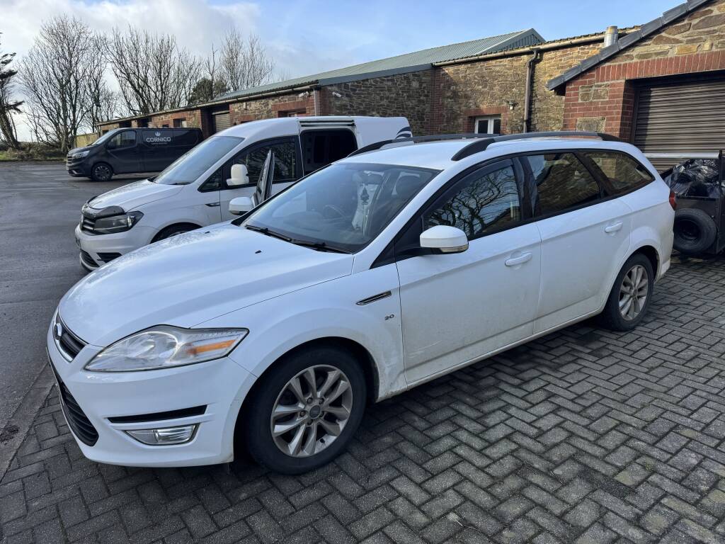 Ford Mondeo diesel parked in Padstow North Cornwall for DPF delete.